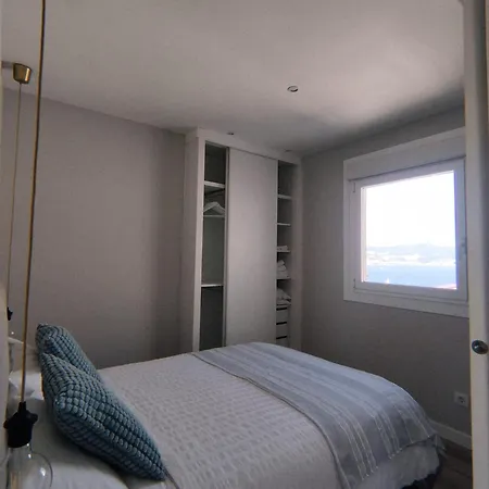 Atico 360º En El Centro De Con Terraza Y Vistas A Cies شقة *